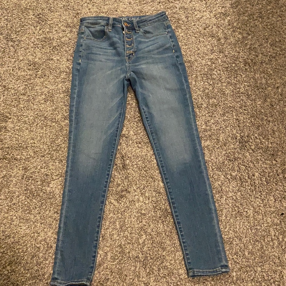 NWOT!! AE SULER HIGH RISE BUTTON FLY JEGGINGS